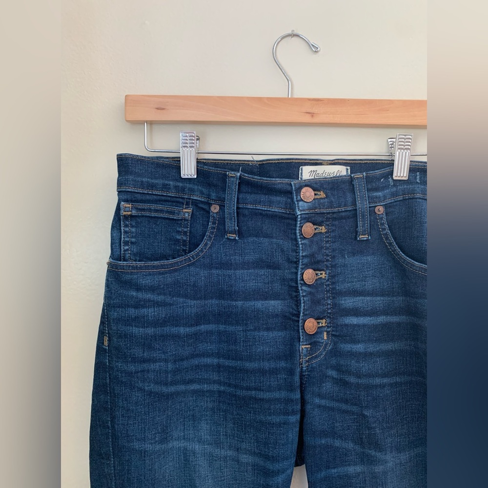 Madewell EUC 9" Mid-Rise Skinny Jeans in Hayes Wash: Button-Front Edition 30P - Picture 12 of 15